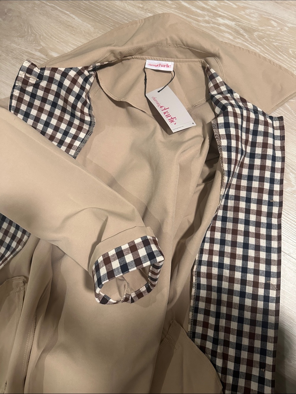 Classic Beige Trench Coat - Picture 5 of 5